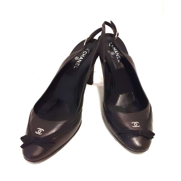 Auth CHANEL - Black Lambskin Women's Sandals - Picture 1 of 6